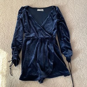 UO Goldmine Velvet Surpli